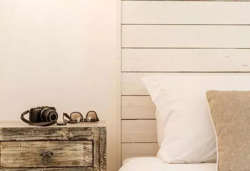 デラックストリプルルーム, Paradise Design Apartments