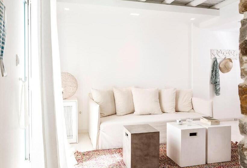 带海景的复工套房, Paradise Design Apartments