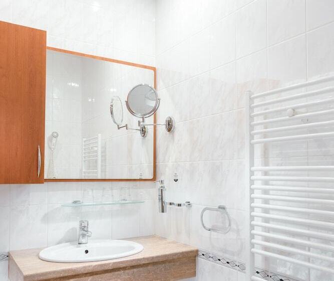 스탠다드 트리플 룸, Wine Wellness Hotel Amande Hustopeče