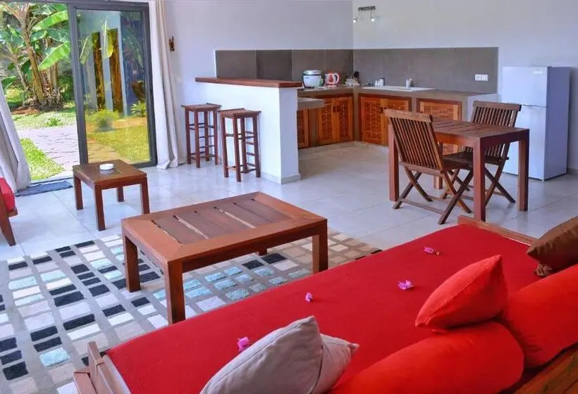 استودیوی استاندارد با چشم‌انداز دریا, Hôtel Résidence Sarimanok