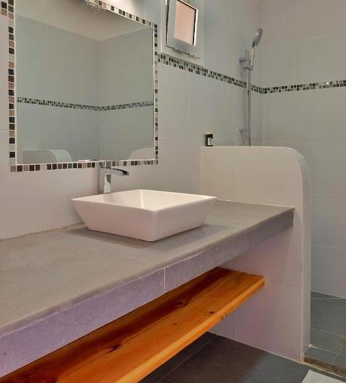 استودیو استاندارد با تخت کینگ, Hôtel Résidence Sarimanok