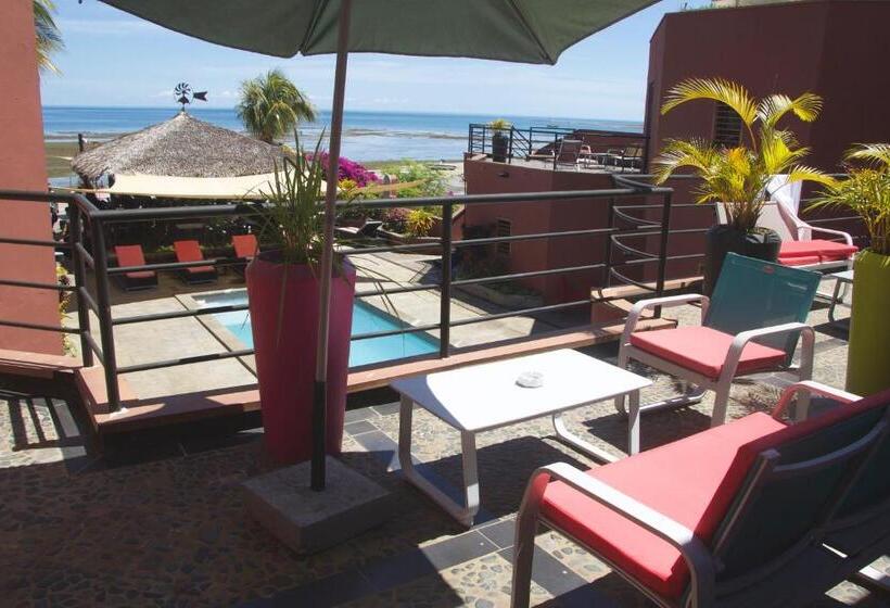 اتاق لوکس, Hôtel Résidence Sarimanok