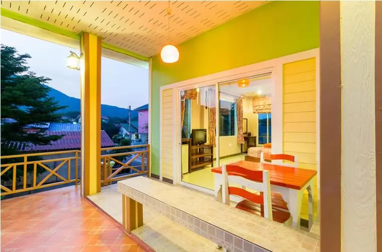 اتاق استاندارد با بالکن, Naengnoi Resort Kohlarn