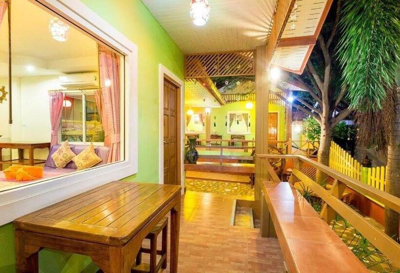 Quarto Estandar com Sacada, Naengnoi Resort Kohlarn