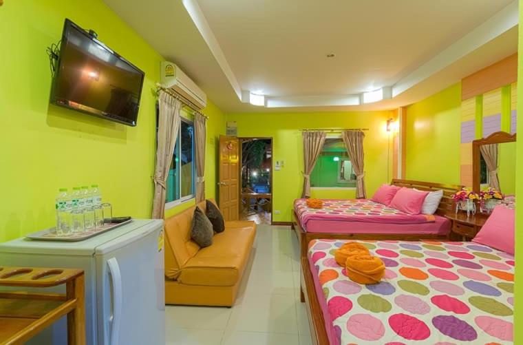 Quarto Familiar, Naengnoi Resort Kohlarn