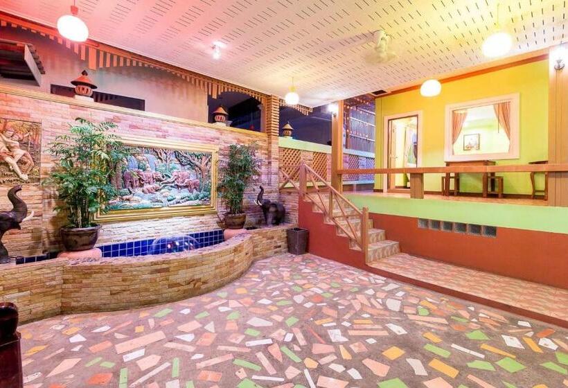 Quarto Familiar, Naengnoi Resort Kohlarn