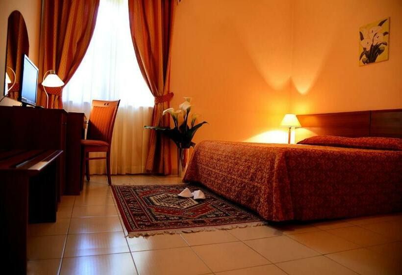 スタンダードルーム, Ristorante Taverna Verde