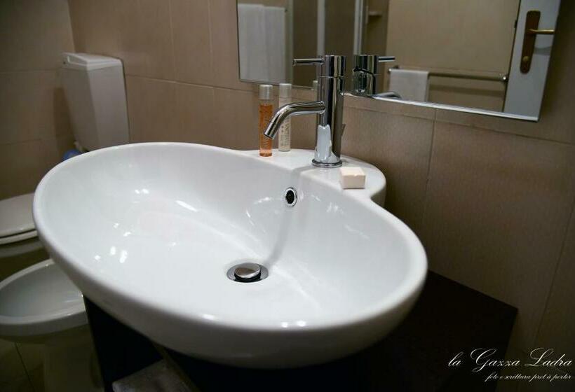 スタンダードルーム, Ristorante Taverna Verde