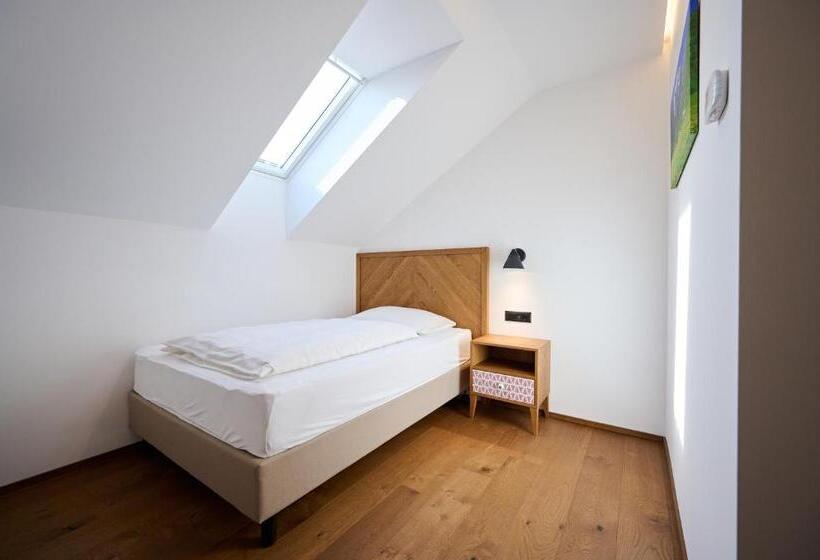 اتاق استاندارد یک نفره, Hiša Ančka, šenčur 3 Min To The Airport