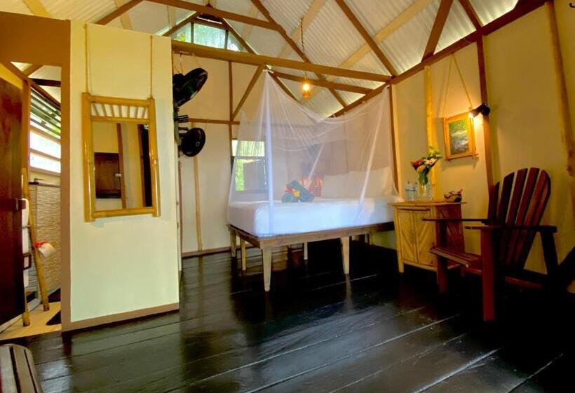 סוויטה, Little Corn Island Beach And Bungalow