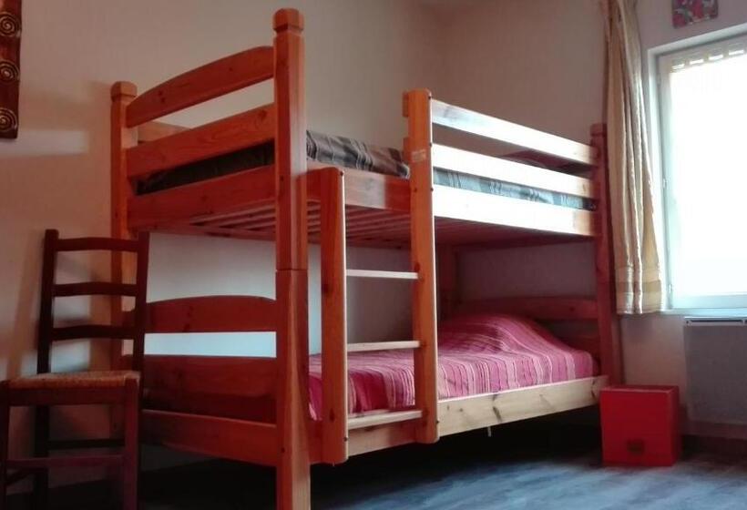 패밀리 룸, Gite Le Cerisier Via Rhona Dolce Via