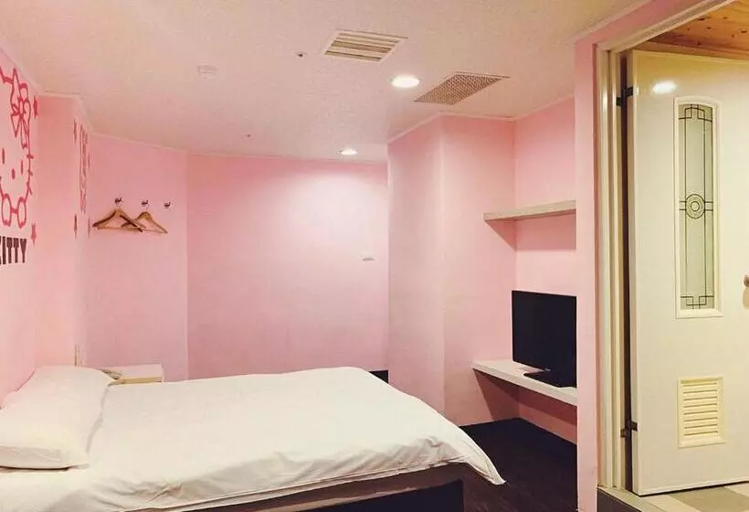 اتاق کلاسیک, Easy Inn International Hostel