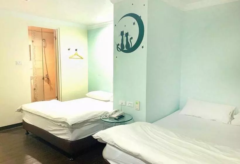 اتاق کلاسیک خانوادگی, Easy Inn International Hostel