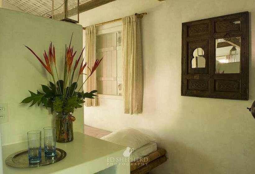 Бунгало Стандарт, Butterfly House Bahia