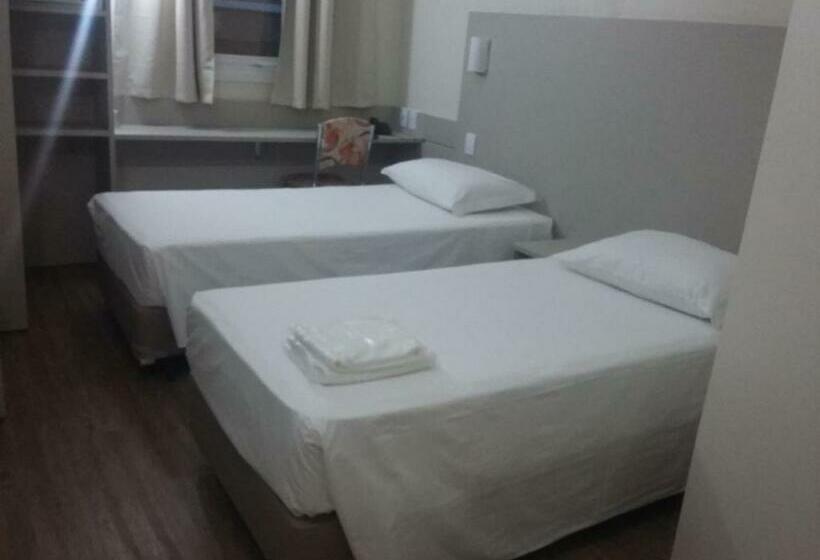 스탠다드 룸, De Stefani