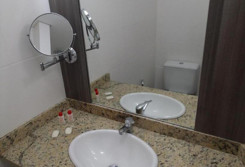 스탠다드 룸, De Stefani