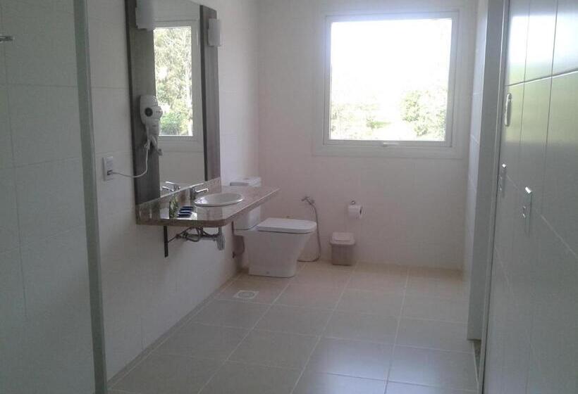 4인용 스탠다드 룸, De Stefani