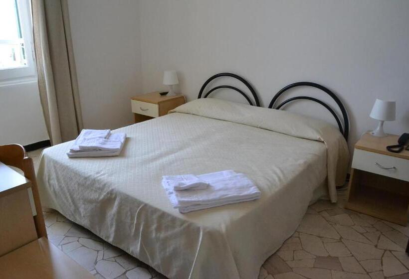 스탠다드 룸, Esperia