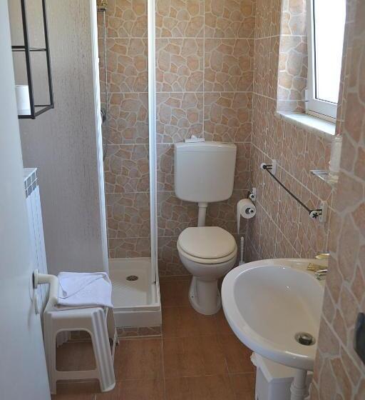 스탠다드 트리플 룸, Esperia