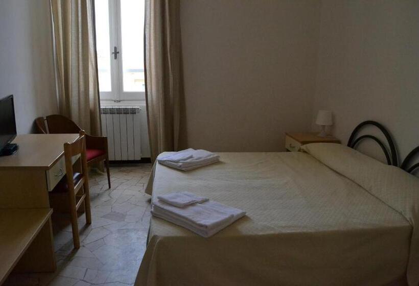 스탠다드 룸, Esperia