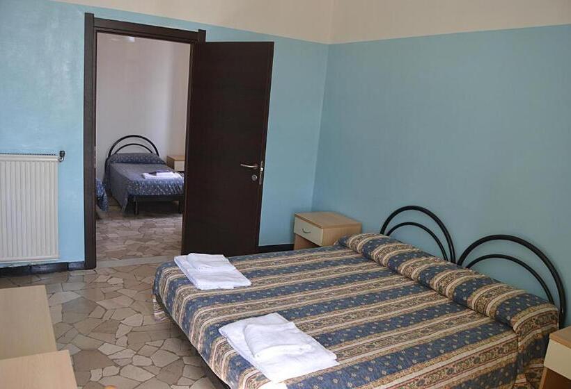 4인용 스탠다드 룸, Esperia