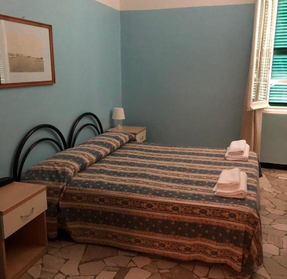 4인용 스탠다드 룸, Esperia