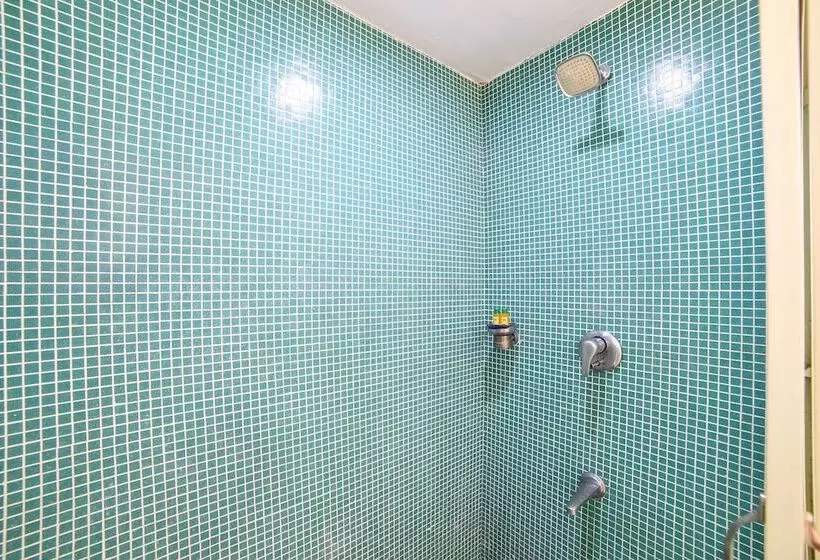 デラックスルーム, Oriva Vinflora Residency   Jubilee Hills