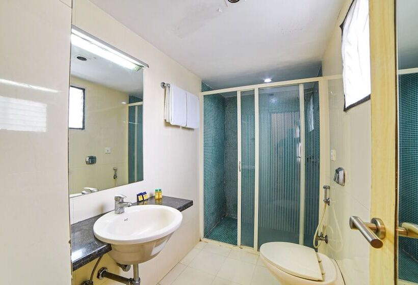 חדר דלוקס, Oriva Vinflora Residency   Jubilee Hills