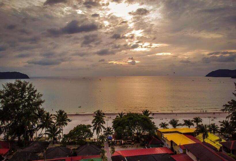 带大床的标准间, Langkapuri Resort Langkawi