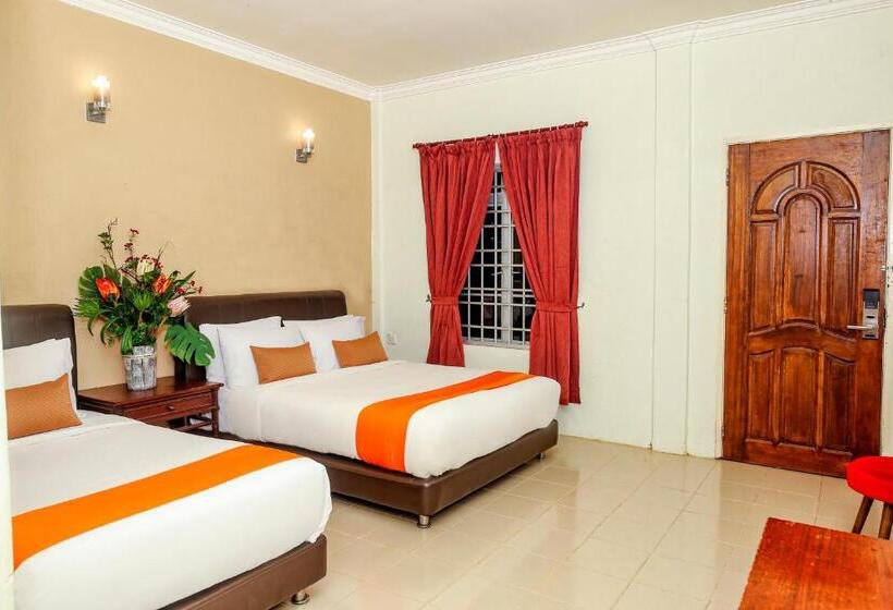 Трехместный Номер Superior, Langkapuri Resort Langkawi