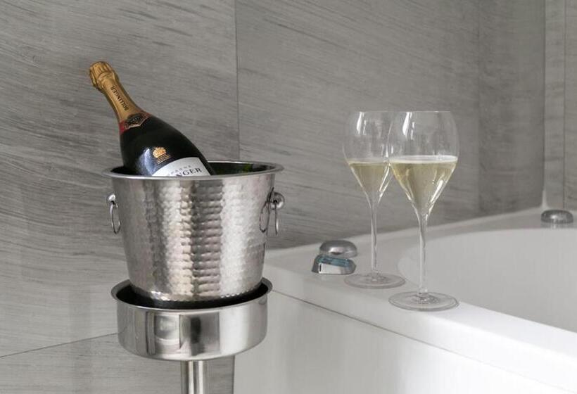 高级套房, Marconi