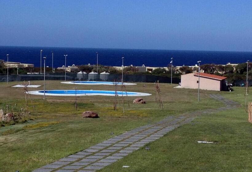 豪华海景房, Mercury Boutique