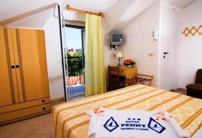 패밀리 룸, Penny