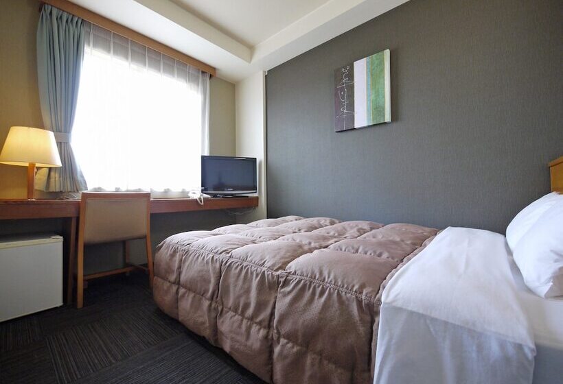 غرفة قياسية, Route Inn Court Fujioka