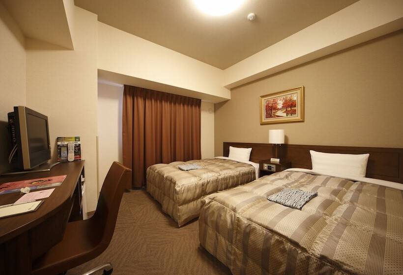 Номер Стандарт, Route Inn Sakaidekita Inter