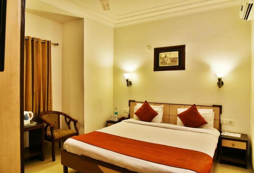 豪华房间, Sapphire Opposite Golden Temple