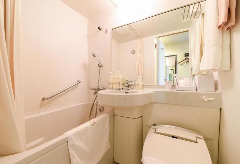 חדר סטנדרט יחיד, Tanegashima Araki