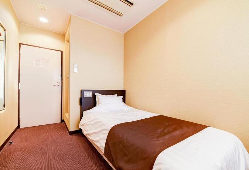 חדר סטנדרט יחיד, Tanegashima Araki