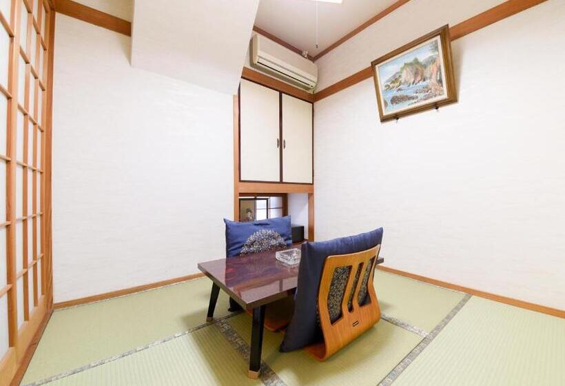 חדר סטנדרט, Tanegashima Araki