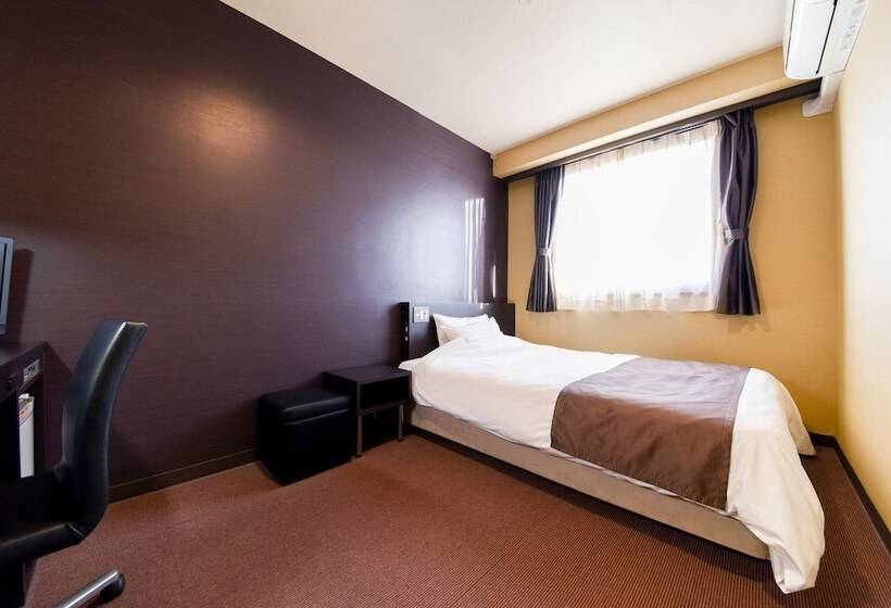 חדר סטנדרט, Tanegashima Araki