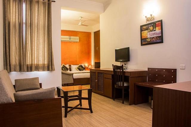 Полулюкс, Tavisha Villa