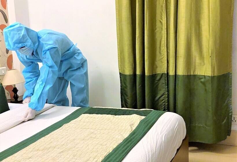 Полулюкс, Tavisha Villa