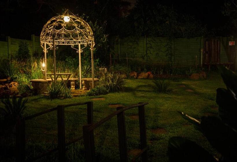 Студия Стандарт, Lincoln Cottages Bnb & Self Catering