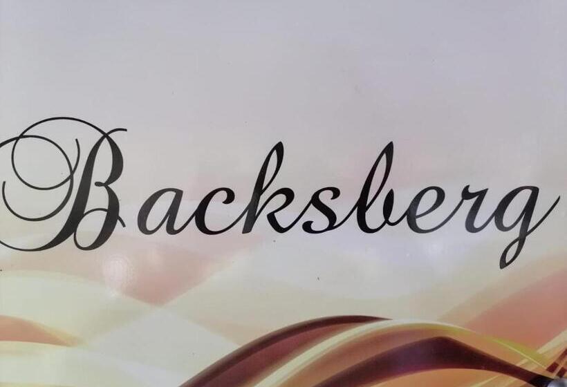 Студия Стандарт, Lincoln Cottages Bnb & Self Catering