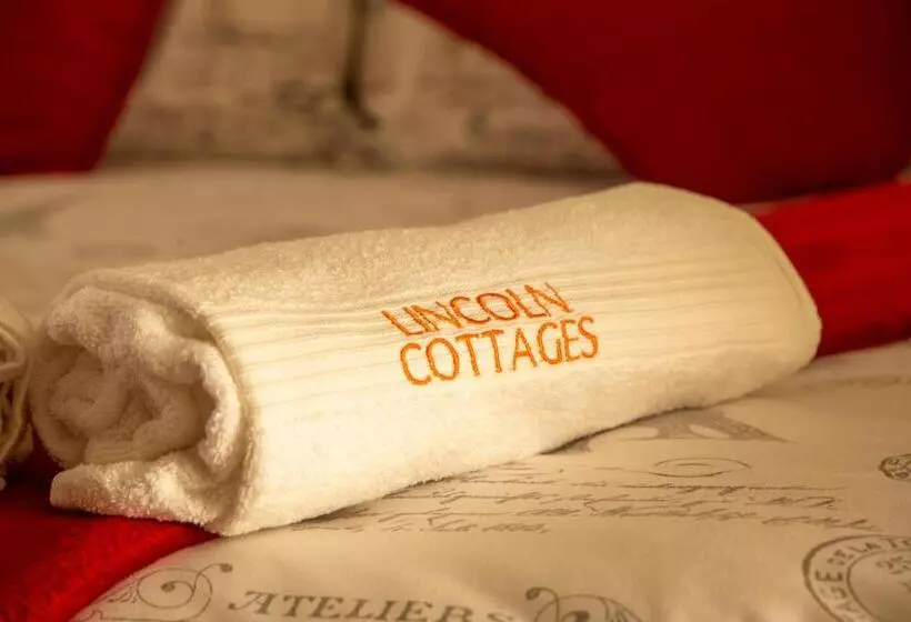 スタンダードスタジオ, Lincoln Cottages Bnb & Self Catering