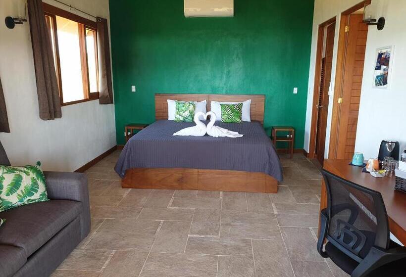 디럭스 방갈로, Palmetto Lodge