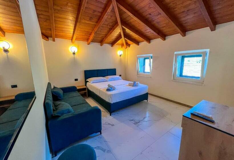 이코노미 룸, Ibiza Resort