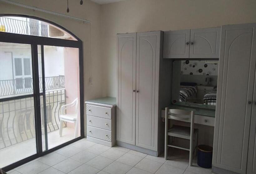 اتاق استاندارد با بالکن, Seafront Akwador