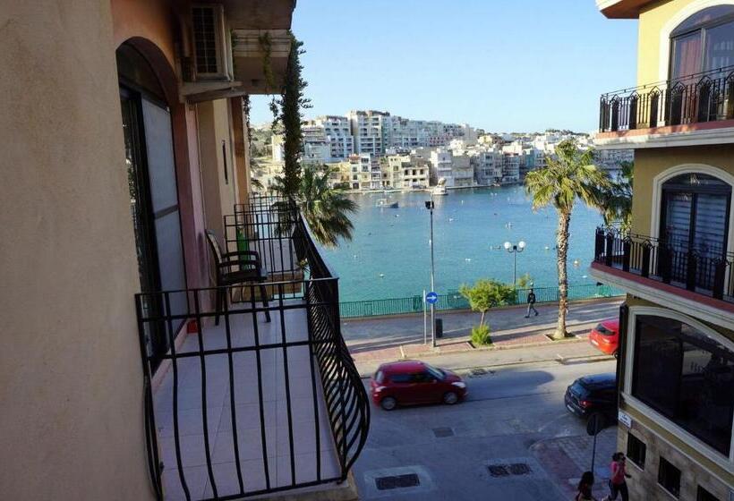 اتاق استاندارد با تخت بزرگ, Seafront Akwador