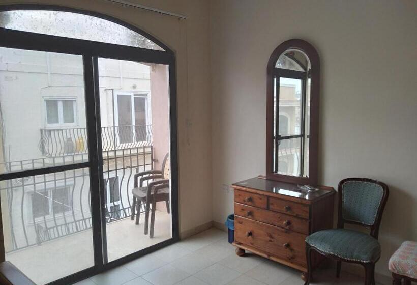 اتاق استاندارد با تخت بزرگ, Seafront Akwador